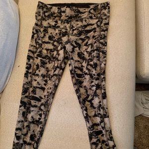 Lululemon invigorate leggings
